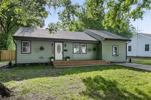 305 S Sunset Dr, Olathe, KS 66061