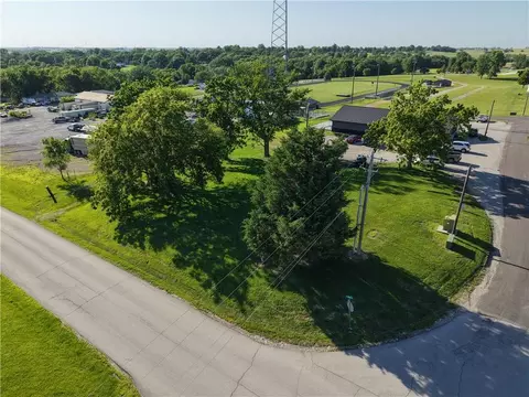Main & Pineview Street, Stanberry, MO 64489 photo 3
