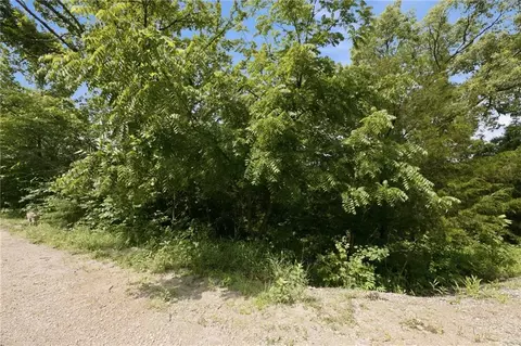 13 E Lakeview Rd, Mapleton, KS 66754 photo 22