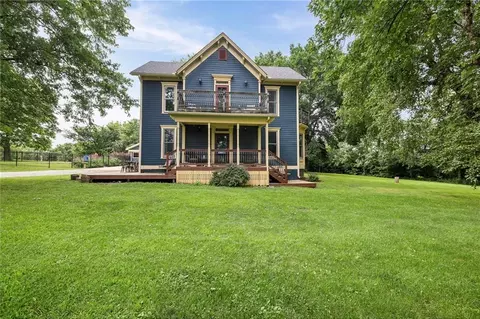 24126 K 7 Hwy, Fontana, KS 66026