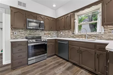 Kitchen - 609 Loran Ln, Raymore, MO 64083 photo 1 of 3