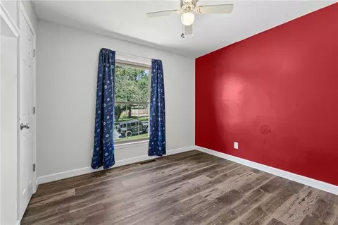 Bedroom - 609 Loran Ln, Raymore, MO 64083 photo 1 of 8