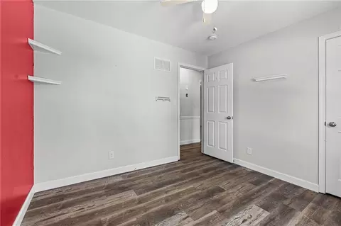 Bedroom - 609 Loran Ln, Raymore, MO 64083 photo 2 of 8