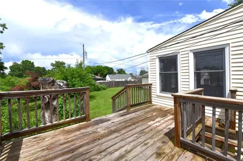 Exterior - 9604 E 32nd St, Independence, MO 64052 photo 7 of 12