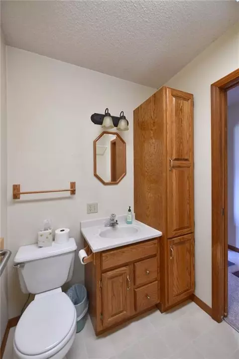 Bath - 9604 E 32nd St, Independence, MO 64052 photo 4 of 4