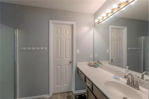 Bath - 18909 E 12th Ter, Independence, MO 64057 photo 2 of 2