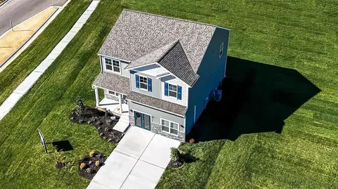 View/Area - 721 Solstice Cir, Belton, MO 64012 photo 3 of 6