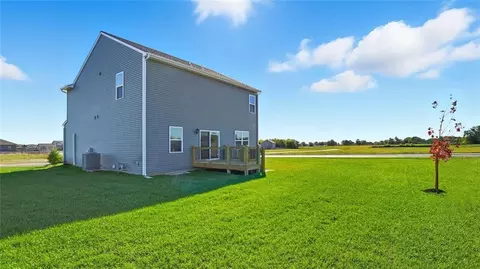 Exterior - 721 Solstice Cir, Belton, MO 64012 photo 13 of 15
