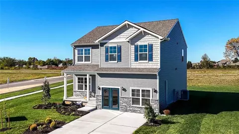 Exterior - 721 Solstice Cir, Belton, MO 64012 photo 3 of 15