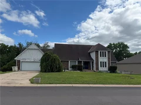 Exterior - 15111 E 44th St, Independence, MO 64055 photo 2 of 2