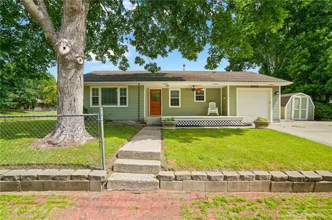 302 E 7th St, Eudora, KS 66025