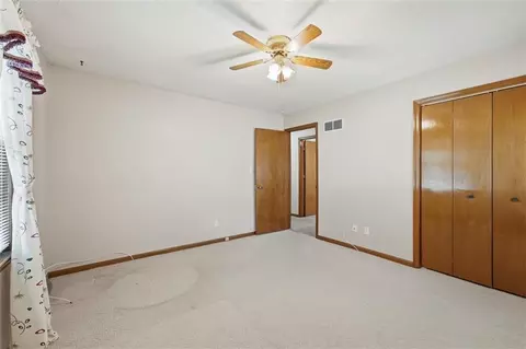 Bedroom - 105 SE Colony Dr, Lees Summit, MO 64063 photo 3 of 7