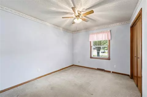 Bedroom - 105 SE Colony Dr, Lees Summit, MO 64063 photo 1 of 7