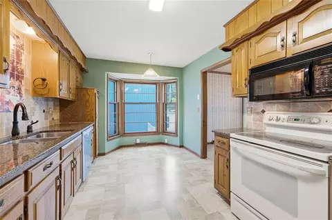 Kitchen - 105 SE Colony Dr, Lees Summit, MO 64063 photo 1 of 3