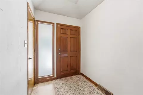 Entry Way - 105 SE Colony Dr, Lees Summit, MO 64063 photo 1 of 1
