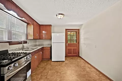 Kitchen - 8905 E 55th St, Raytown, MO 64133 photo 1 of 4