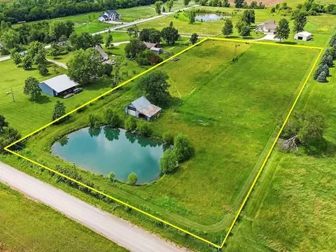 000 215th St, Spring Hill, KS 66083