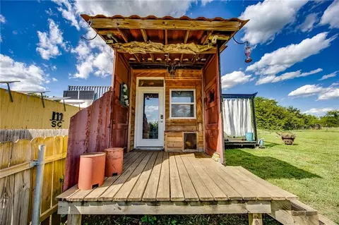 5926 SE 101 St, Berryton, KS 66409