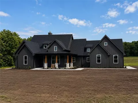 702 NW 1501 Street Rd, Holden, MO 64040