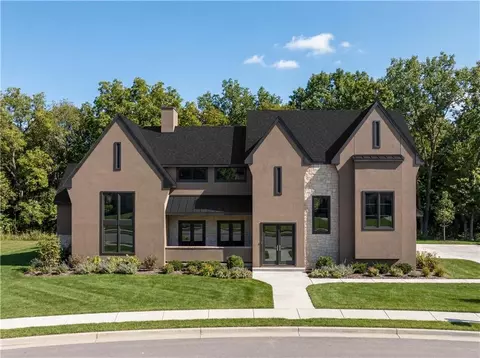 7102 W 185th Ter, Overland Park, KS 66085