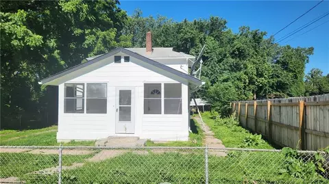 1108 S Harris Ave, Independence, MO 64054