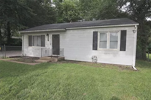 207 S 65th St, Kansas City, KS 66111