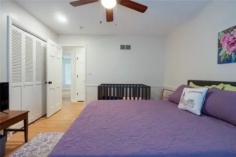 Bedroom - 3916 S Grant Ave, Independence, MO 64055 photo 8 of 12