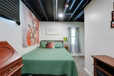 Bedroom - 3916 S Grant Ave, Independence, MO 64055 photo 12 of 12