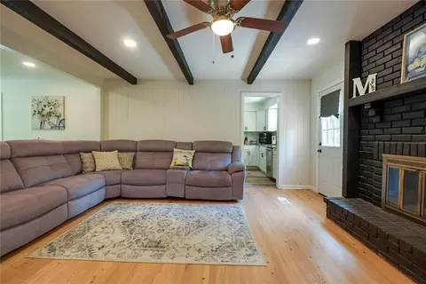 Living - 3916 S Grant Ave, Independence, MO 64055 photo 1 of 3