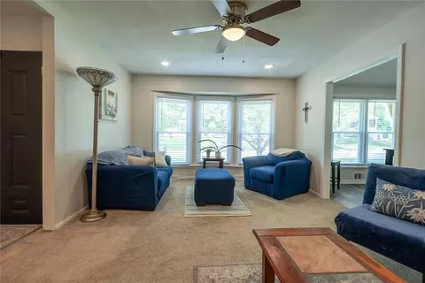Grant Court, Independence, MO 64055