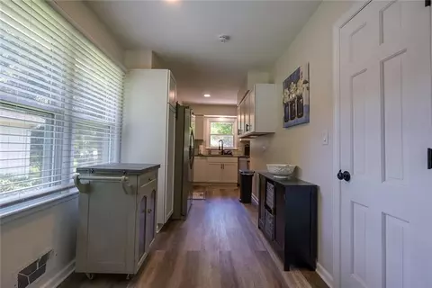 Entry Way - 3916 S Grant Ave, Independence, MO 64055 photo 1 of 1