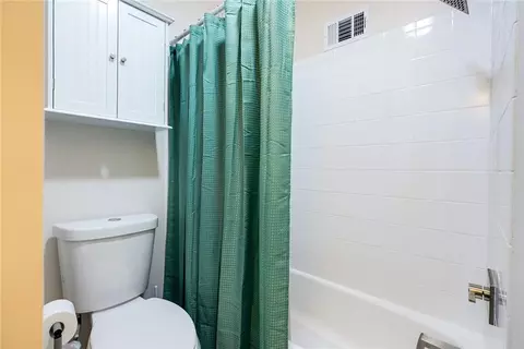 Bath - 3916 S Grant Ave, Independence, MO 64055 photo 5 of 5
