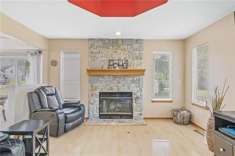 Living - 403 NE Station Dr, Lees Summit, MO 64086 photo 1 of 1