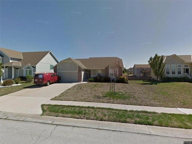 523 Cedar Falls Ct, Raymore, MO 64083