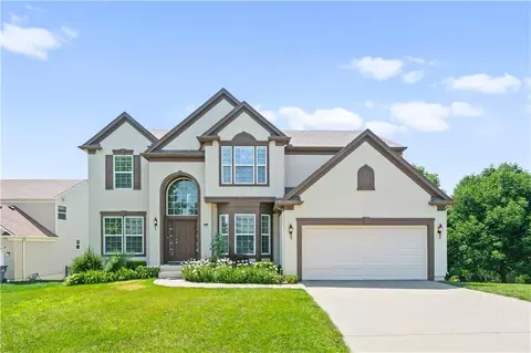 11420 S Freedom St, Olathe, KS 66061