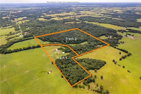 742 S 935 Rd, El Dorado Springs, MO 64744