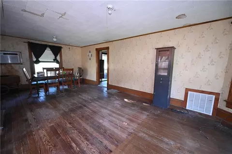 201 E 2nd St, Appleton City, MO 64724 photo 7