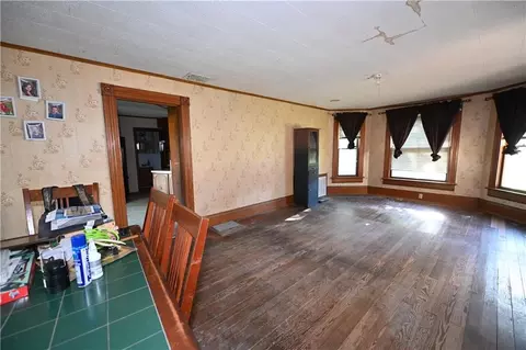 201 E 2nd St, Appleton City, MO 64724 photo 8