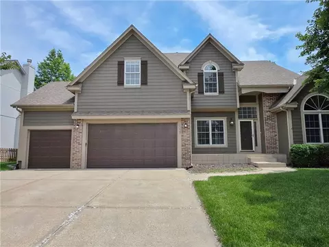 15647 S Widmer St, Olathe, KS 66062