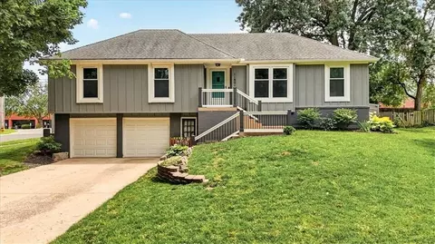 11801 W 78th Ter, Lenexa, KS 66214