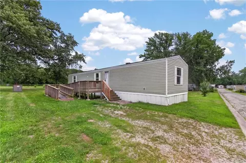 610 E Orchard St #49, Odessa, MO 64076