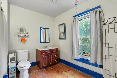 Bath - 321 N Buckner Tarsney Rd, Buckner, MO 64016 photo 2 of 2
