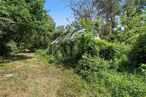 Exterior - 321 N Buckner Tarsney Rd, Buckner, MO 64016 photo 10 of 12
