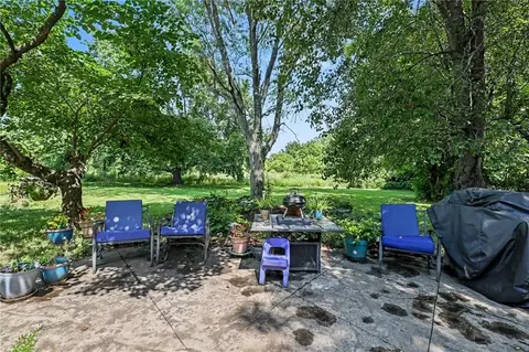 Exterior - 321 N Buckner Tarsney Rd, Buckner, MO 64016 photo 12 of 12