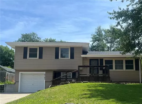 6303 N Wayne Ave, Gladstone, MO 64118