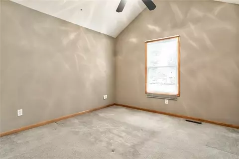 Bedroom - 2715 Stratton Dr, Eudora, KS 66025 photo 4 of 5