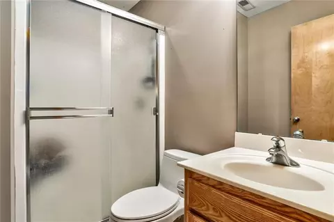 Bath - 2715 Stratton Dr, Eudora, KS 66025 photo 4 of 4