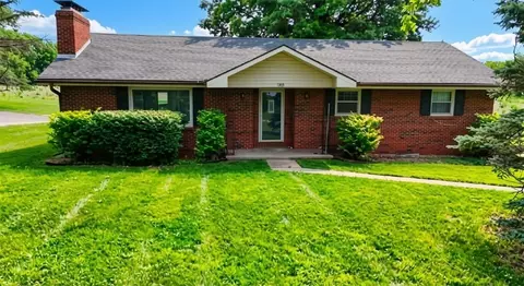 1305 S Us 71 Hwy, Savannah, MO 64485