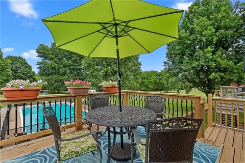 Exterior - 8921 Boten Rd, Lees Summit, MO 64064 photo 6 of 11