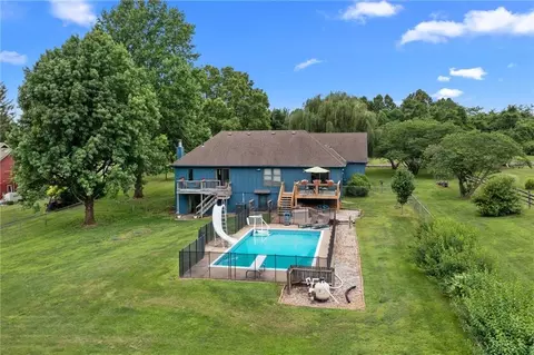 Exterior - 8921 Boten Rd, Lees Summit, MO 64064 photo 8 of 11